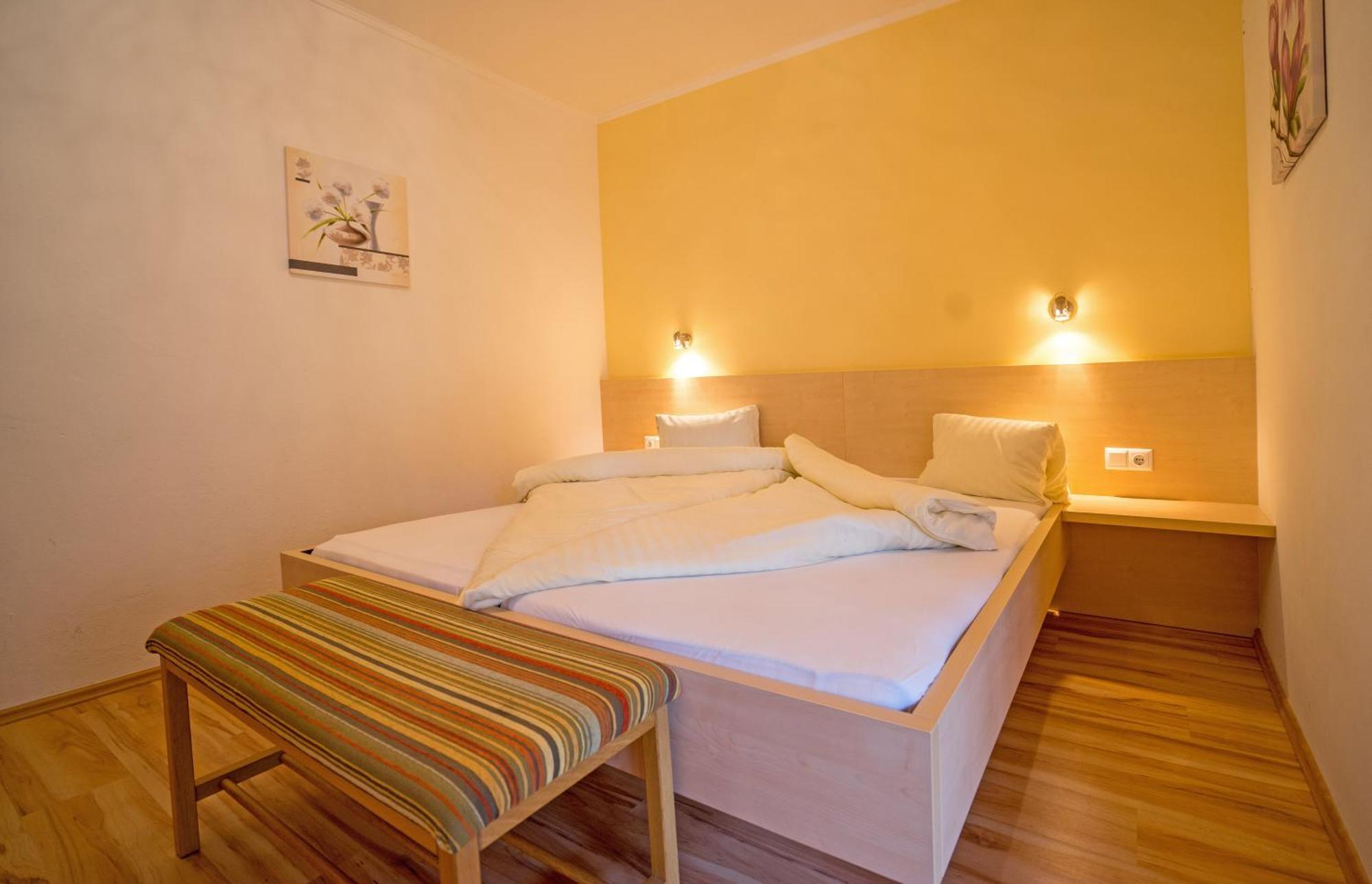 Haus Stampfer Hotel Weissensee Room photo